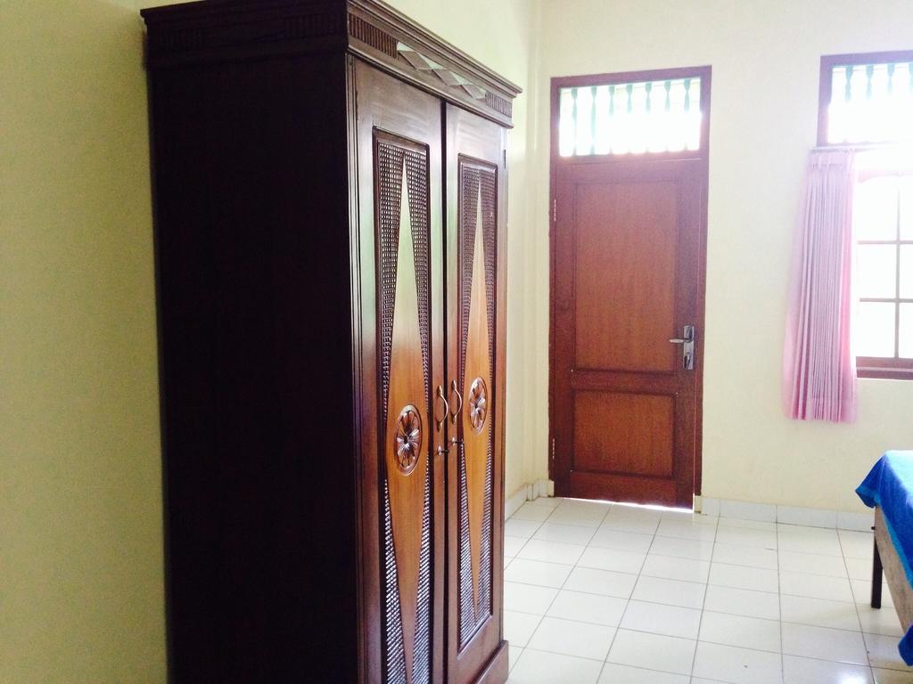 Mekar Jaya Bungalows Kuta Lombok Exterior foto