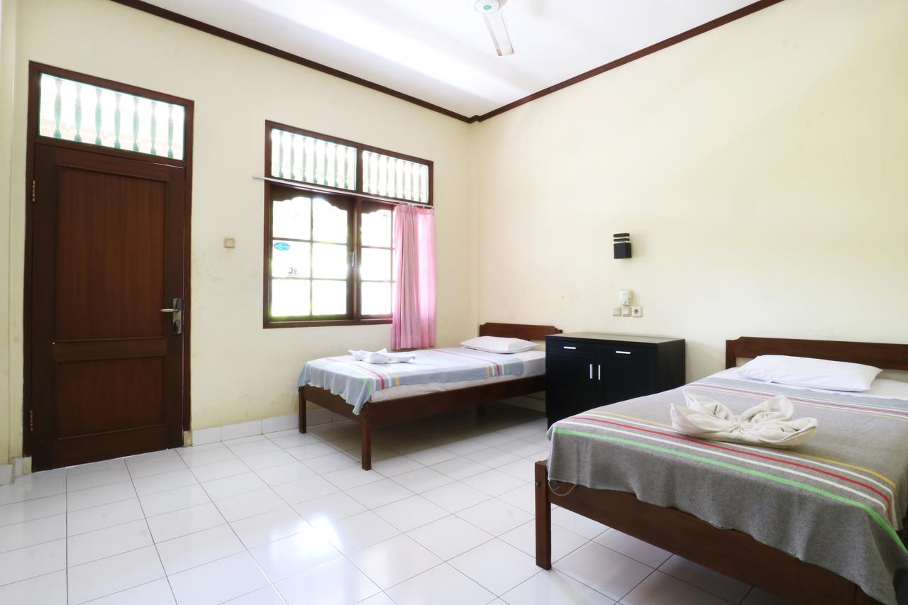 Mekar Jaya Bungalows Kuta Lombok Exterior foto