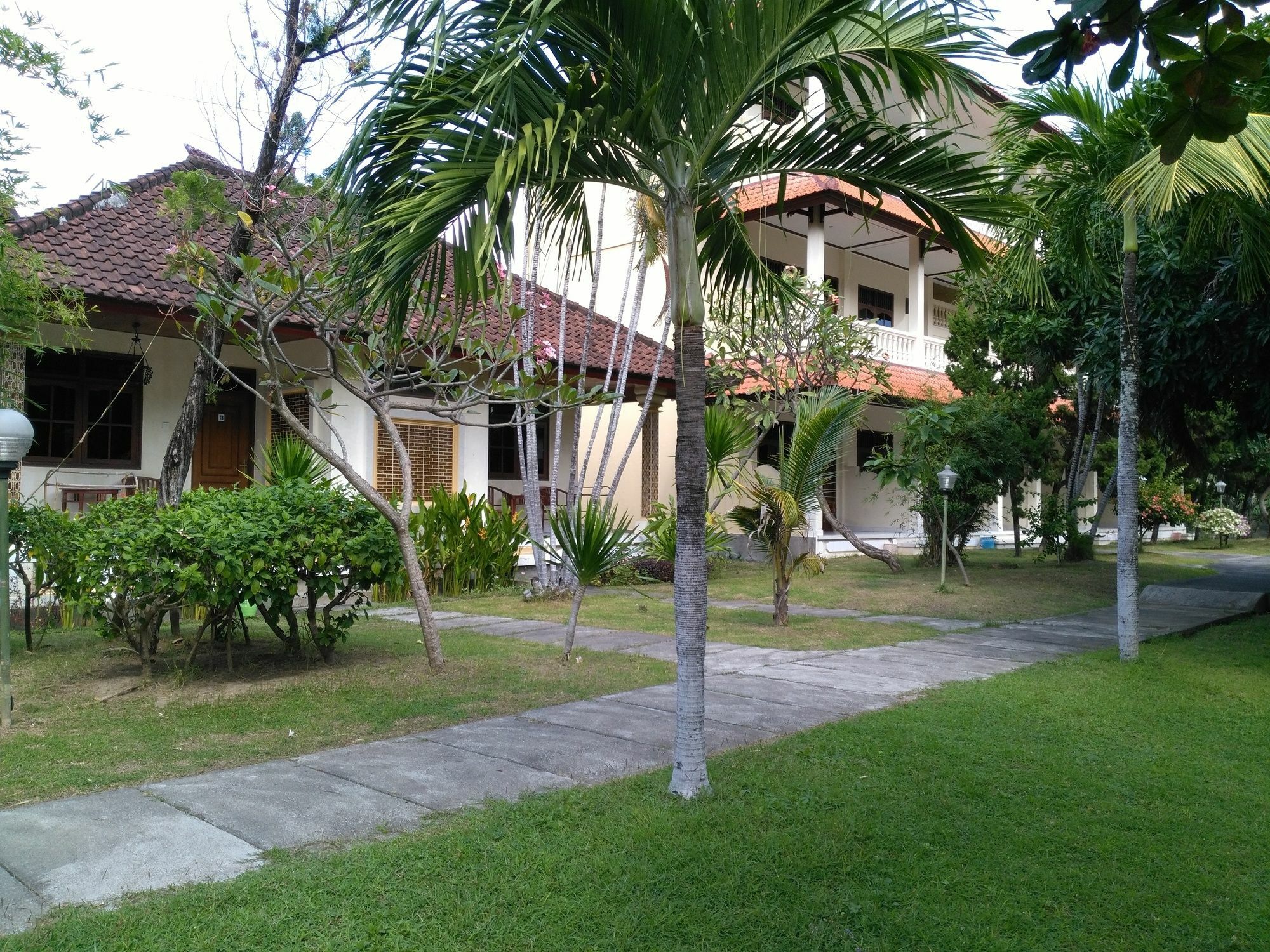 Mekar Jaya Bungalows Kuta Lombok Exterior foto